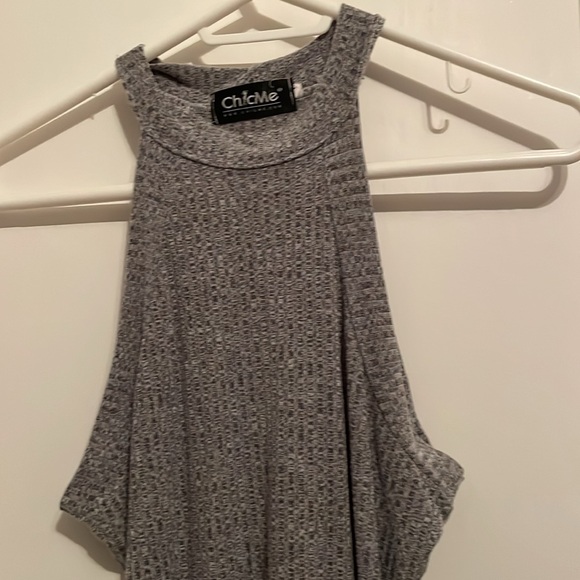 Dresses - Picture 2 of 5